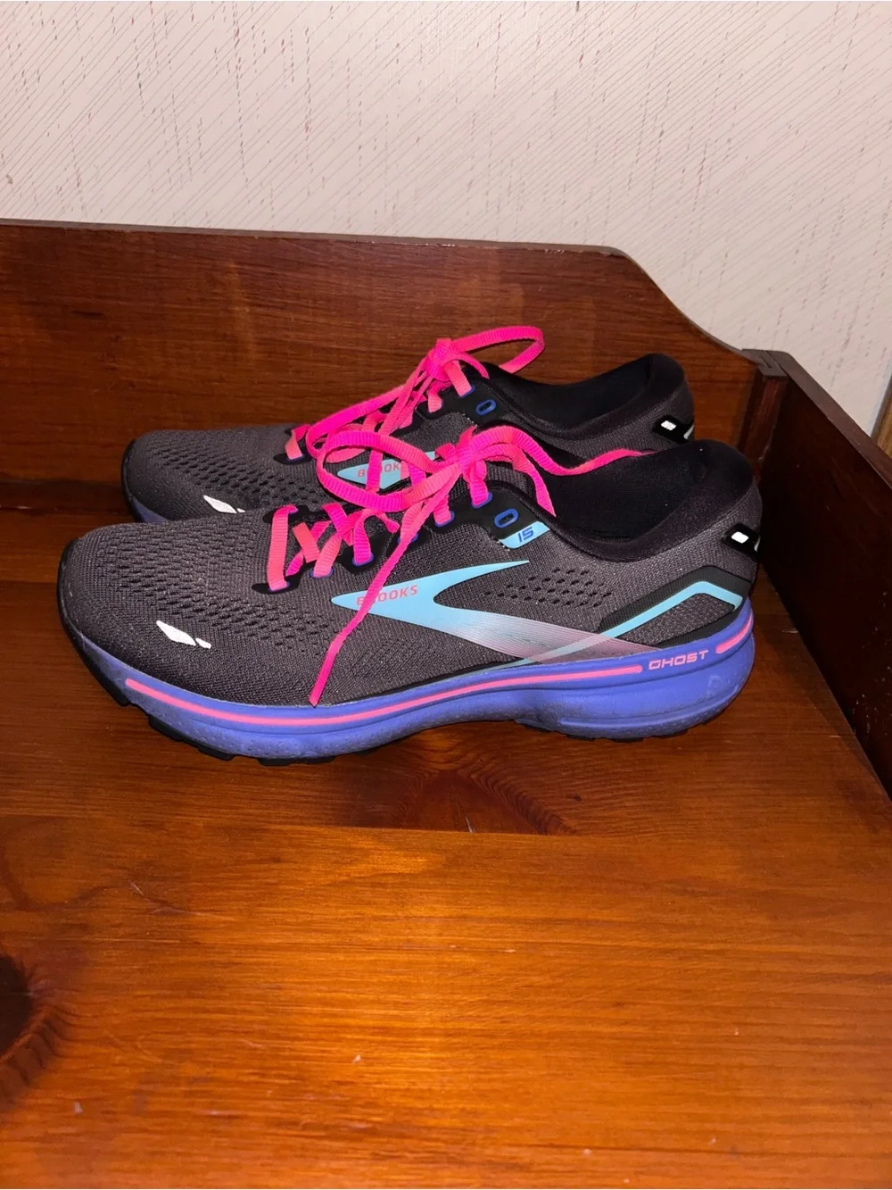 Brooks Ghost 15 Lace Up Sneaker Shoes